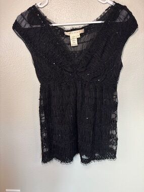 Studio M Black Lace V-Neck Cap-Sleeve Top with Sequin Accents -180sku